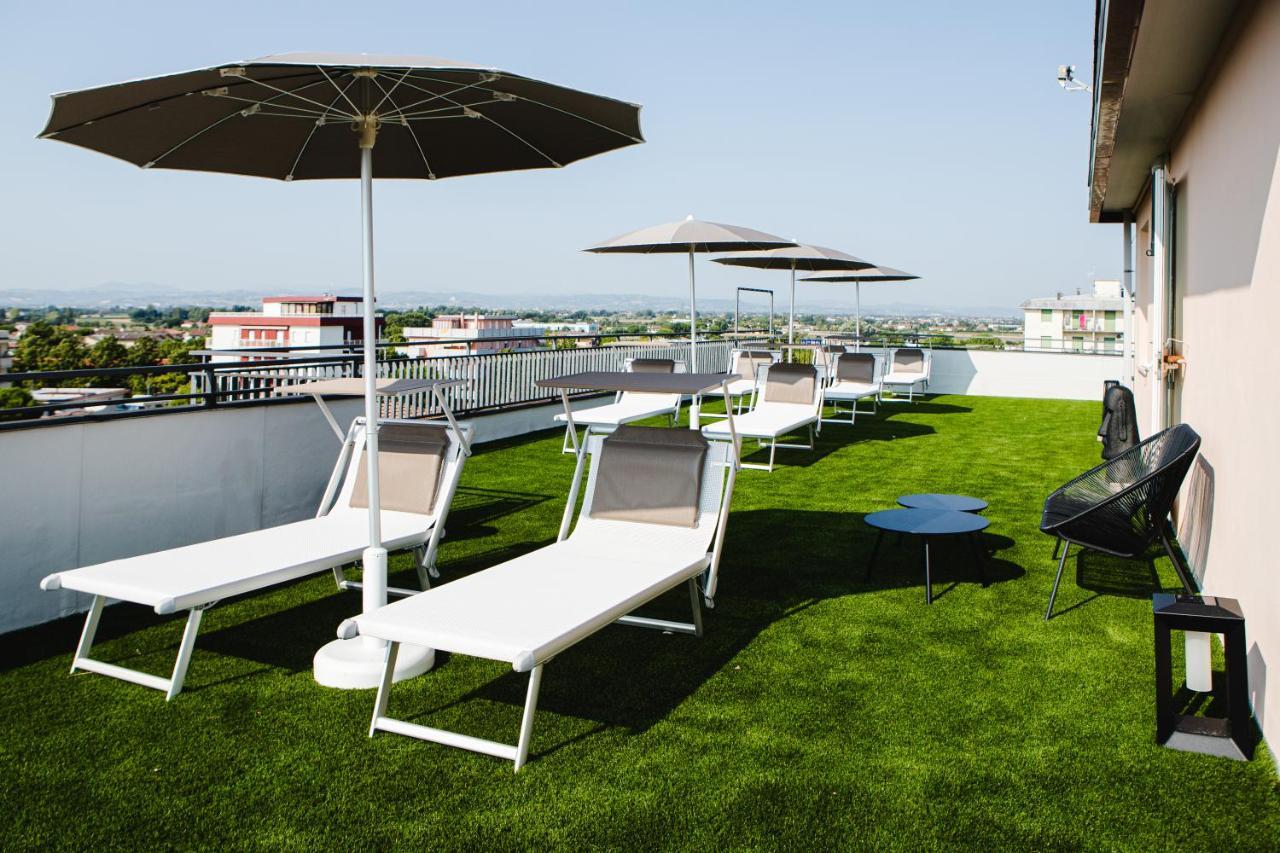 Unique Hotel Cesenatico Luaran gambar