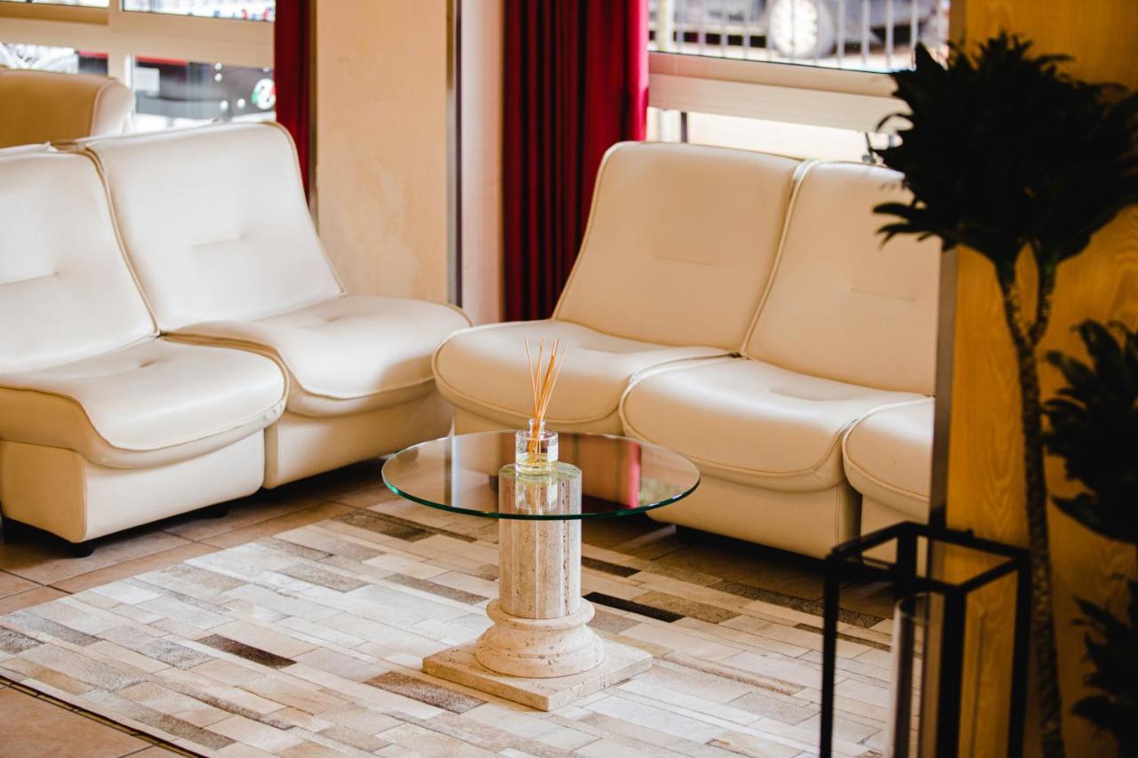 Unique Hotel Cesenatico Luaran gambar
