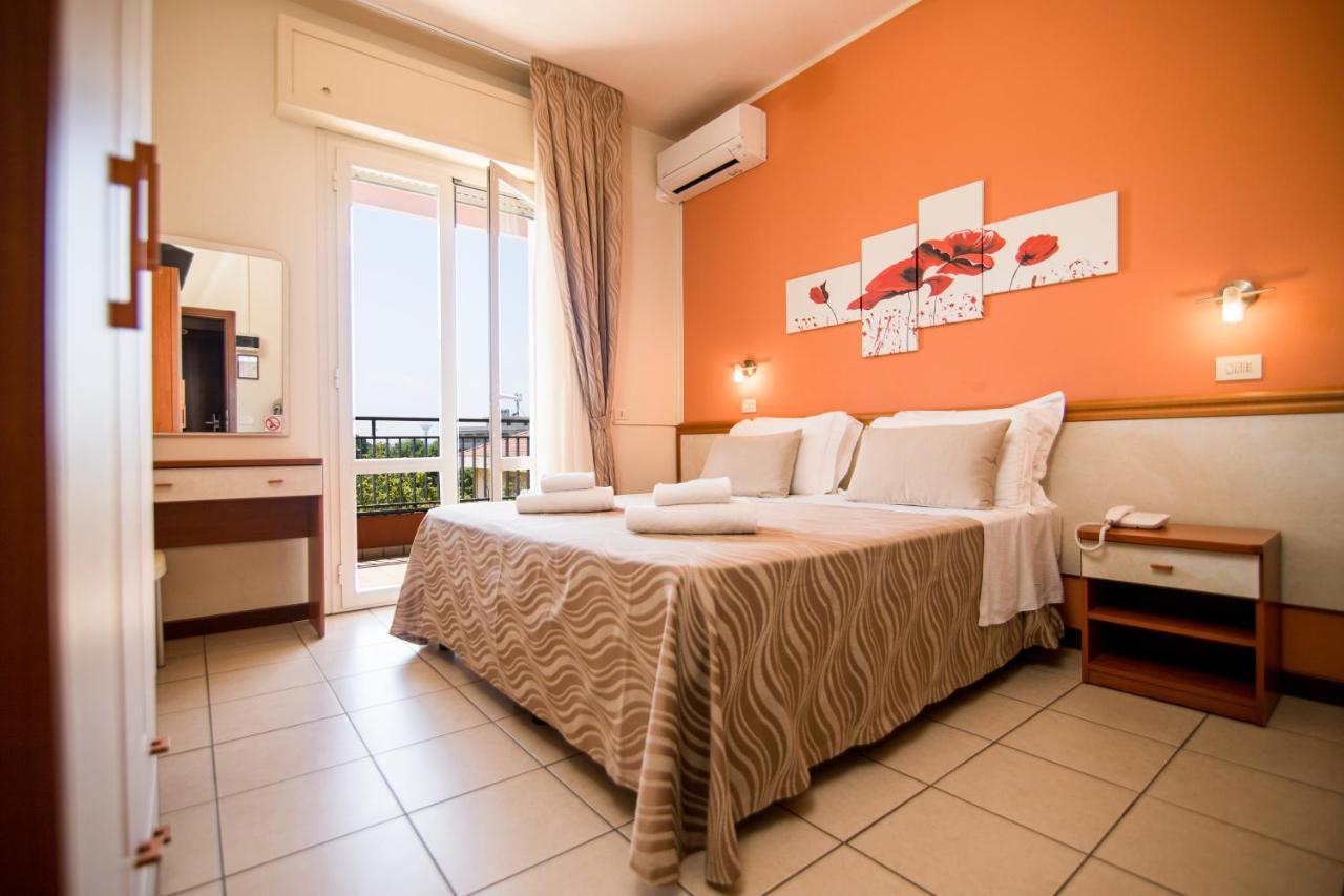 Unique Hotel Cesenatico Luaran gambar