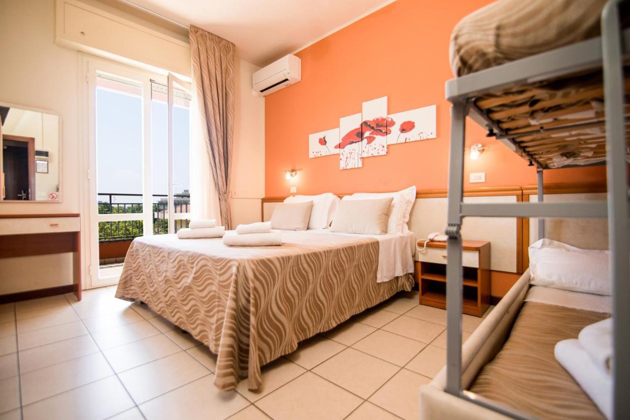 Unique Hotel Cesenatico Luaran gambar