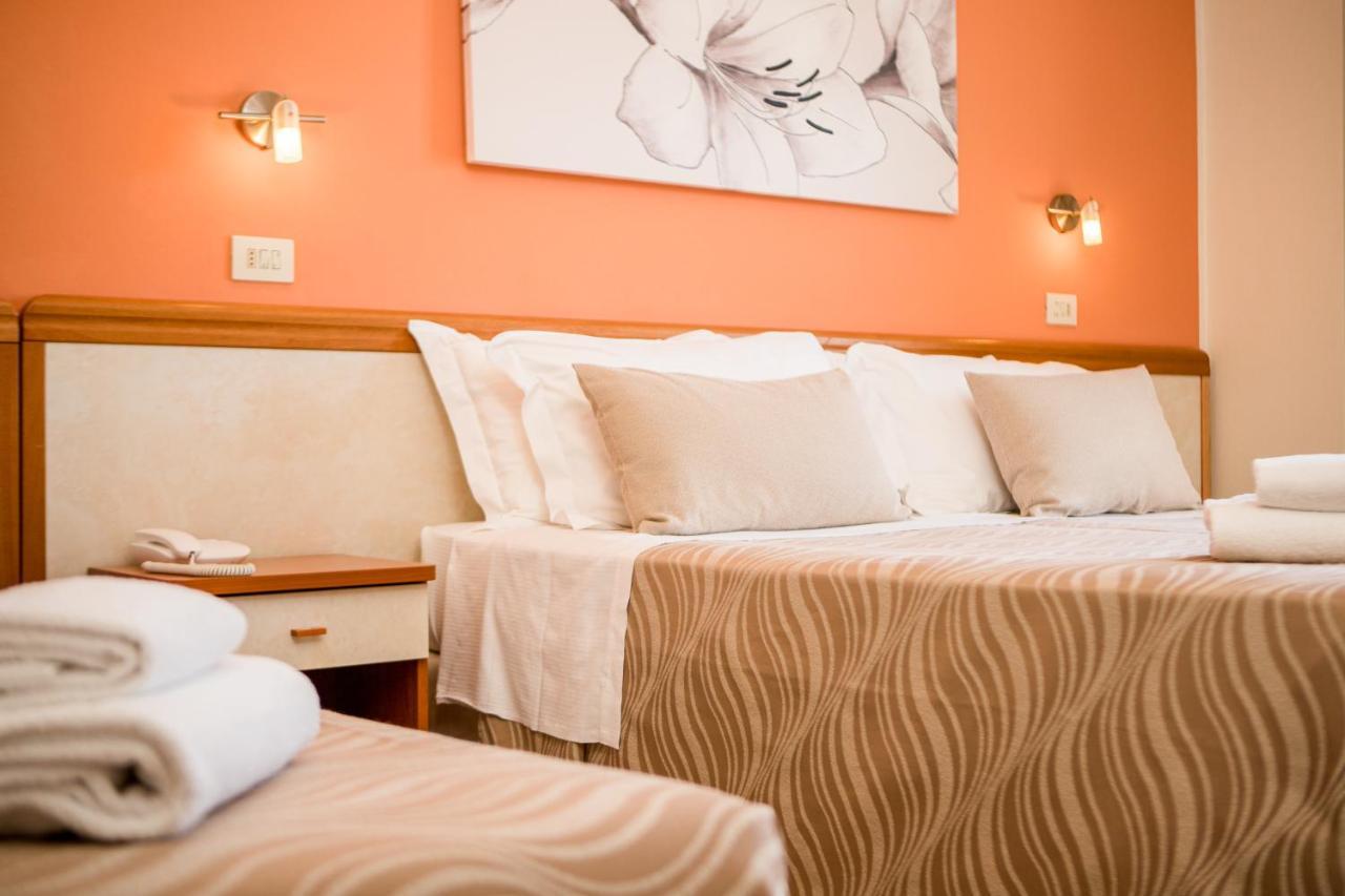 Unique Hotel Cesenatico Luaran gambar